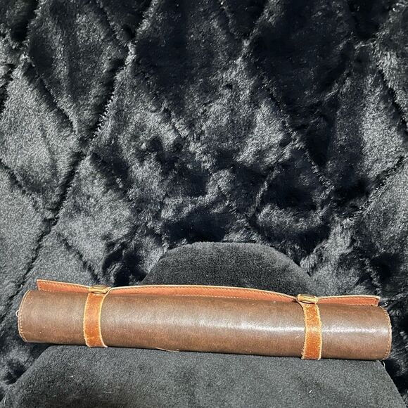 Roll Up Chess Set~Vintage Top Grain Leather Travel Roll Up Chess AND Checker Set - Picture 4 of 12